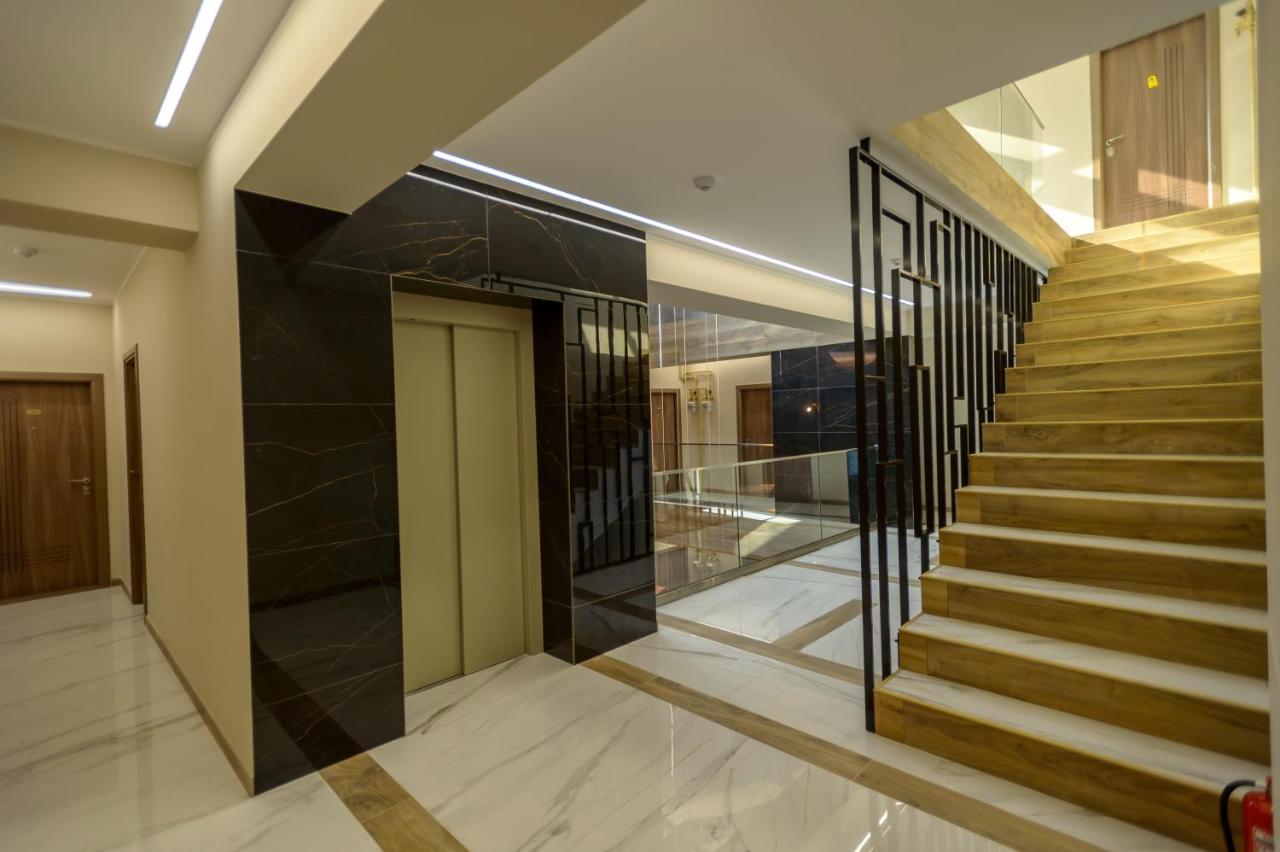 Plazza Mamaia Nord Aparthotel Năvodari Kültér fotó